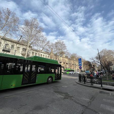 Griboedov Apartment Tbilisi Eksteriør billede